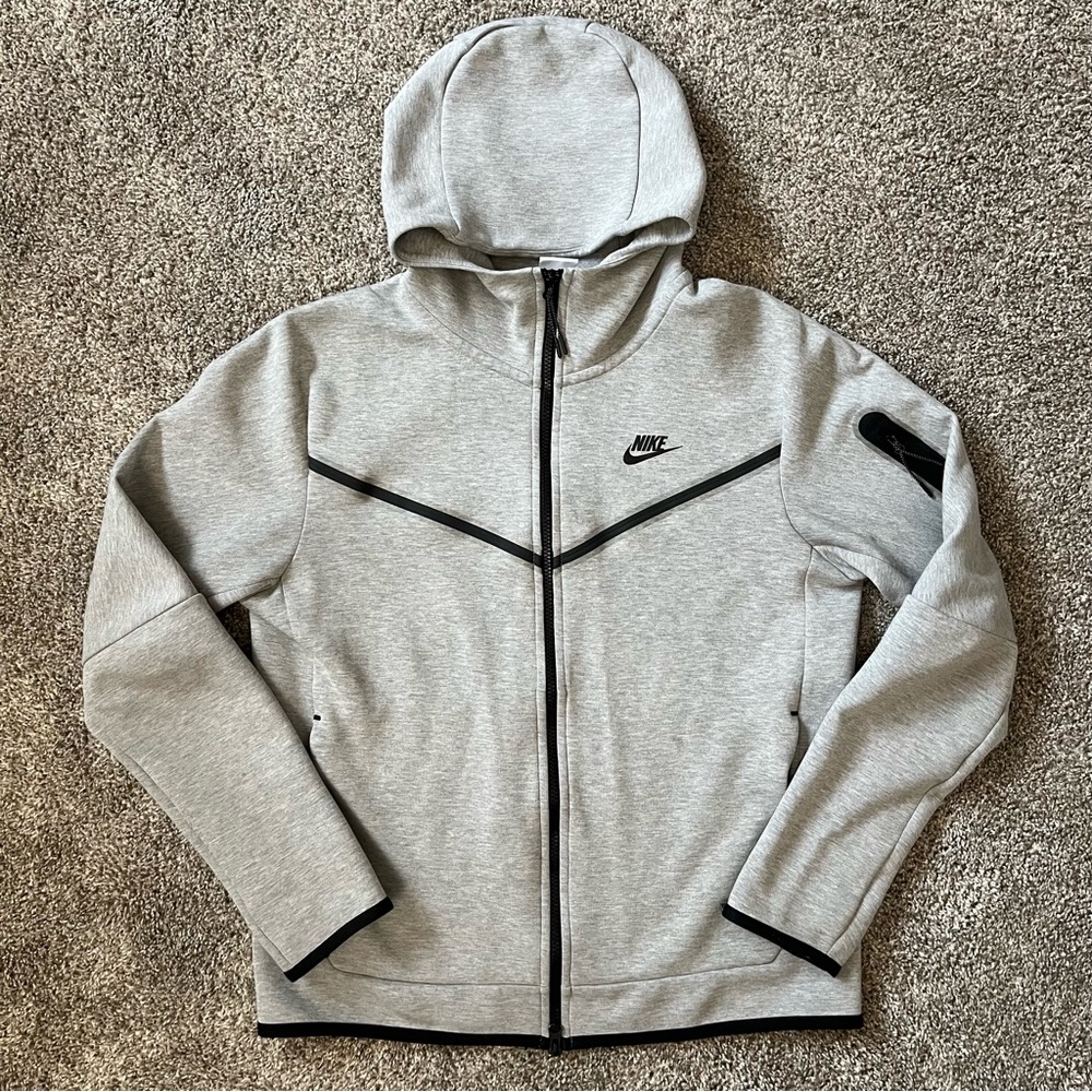 Nike Men’s Tech Fleece Hoodie Jacket Size Medium